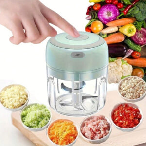 Mini Hachoir Électrique Rechargeable 250ml – Coupe Rapide !